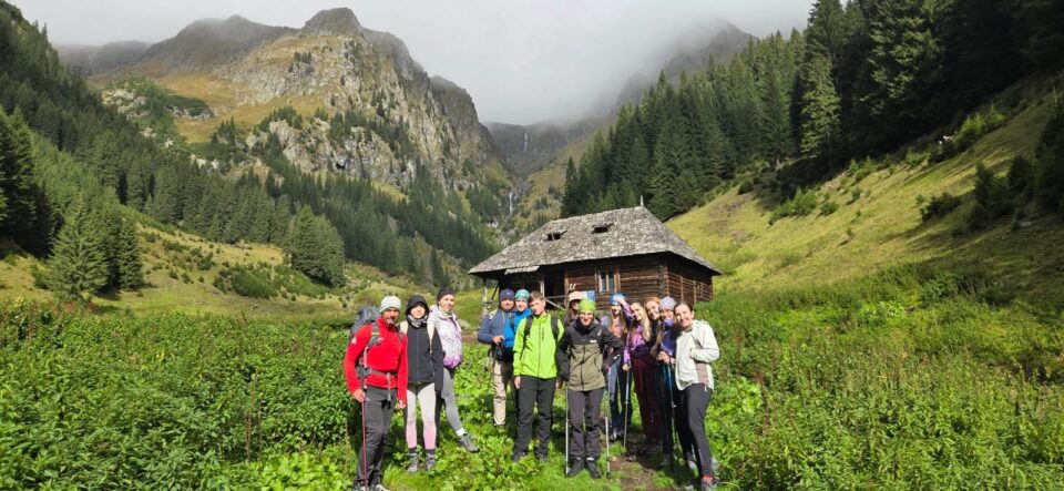 Colegiul „Alexandru cel Bun” deasupra României: îndrăznește mai sus, priveşte spre viitor!