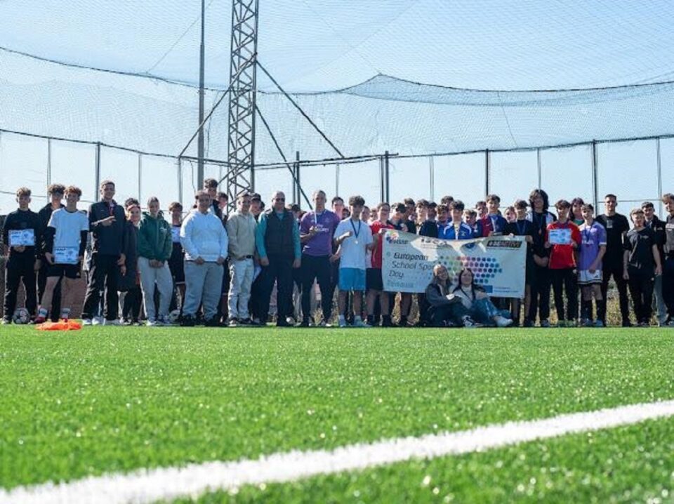 Liceenii Colegiului ”Mihai Eminescu”, ambasadori ai mișcării, de Ziua europeană a sportului școlar