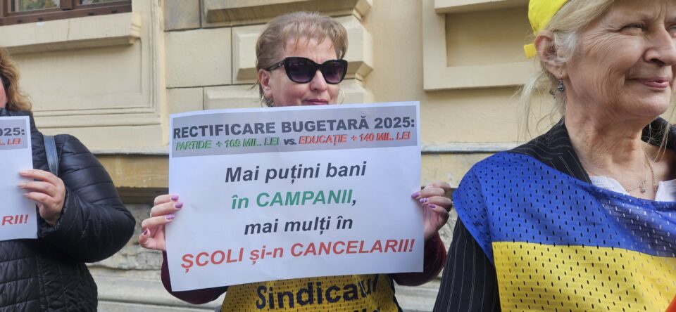 A 27-a zi de protest la București, după ce Educația a primit mai puțini bani decât partidele politice, la rectificare