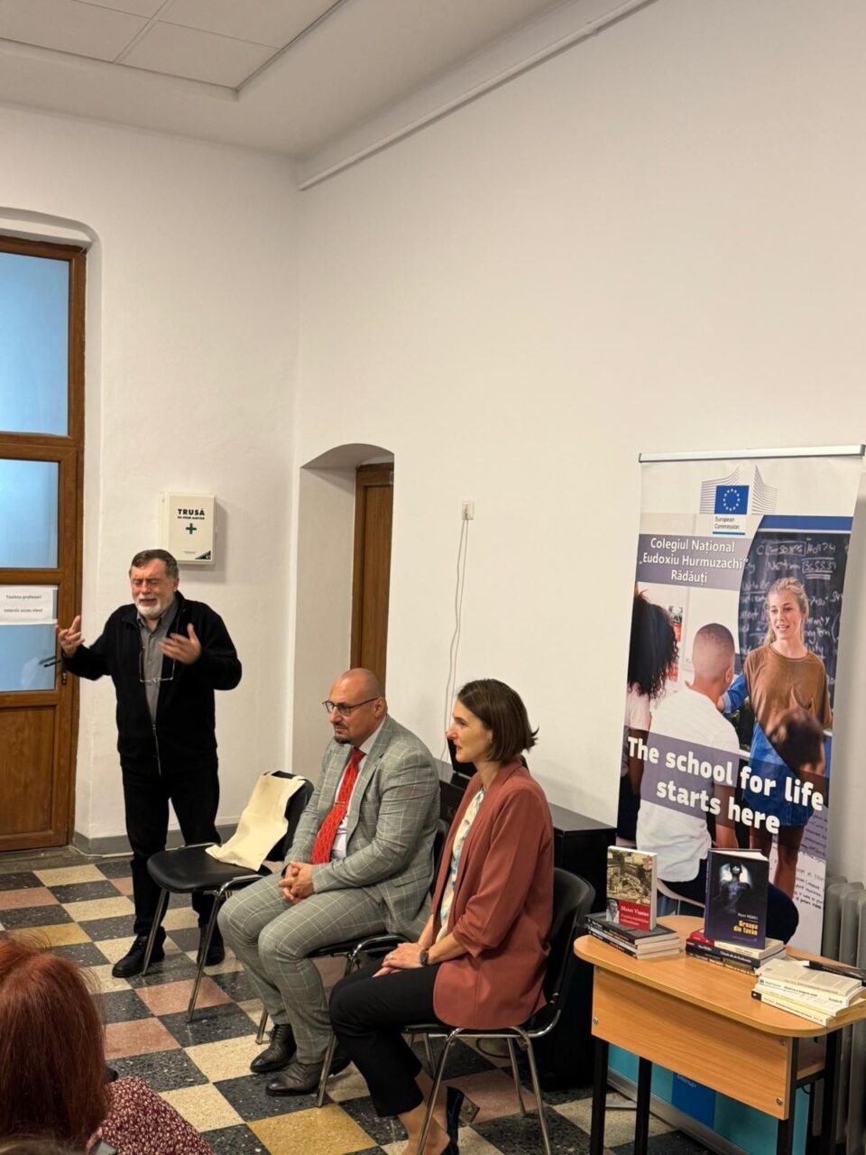 Matei Vișniec, în dialog cu elevii Colegiului ”Hurmuzachi” Rădăuți