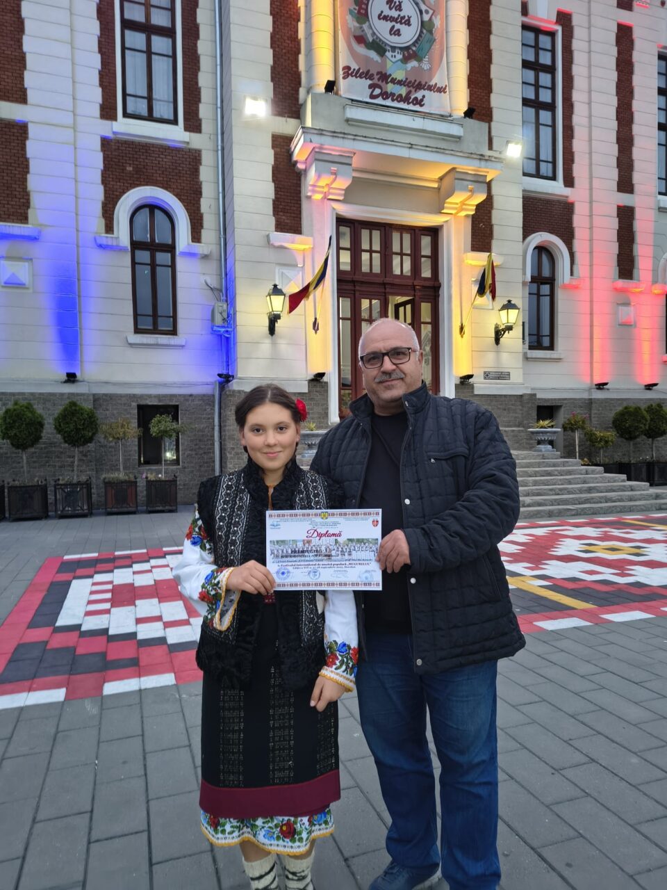 Eleva Popa Ștefania Maria şi prof. de Educație Muzicală Matachi Dan Ilie