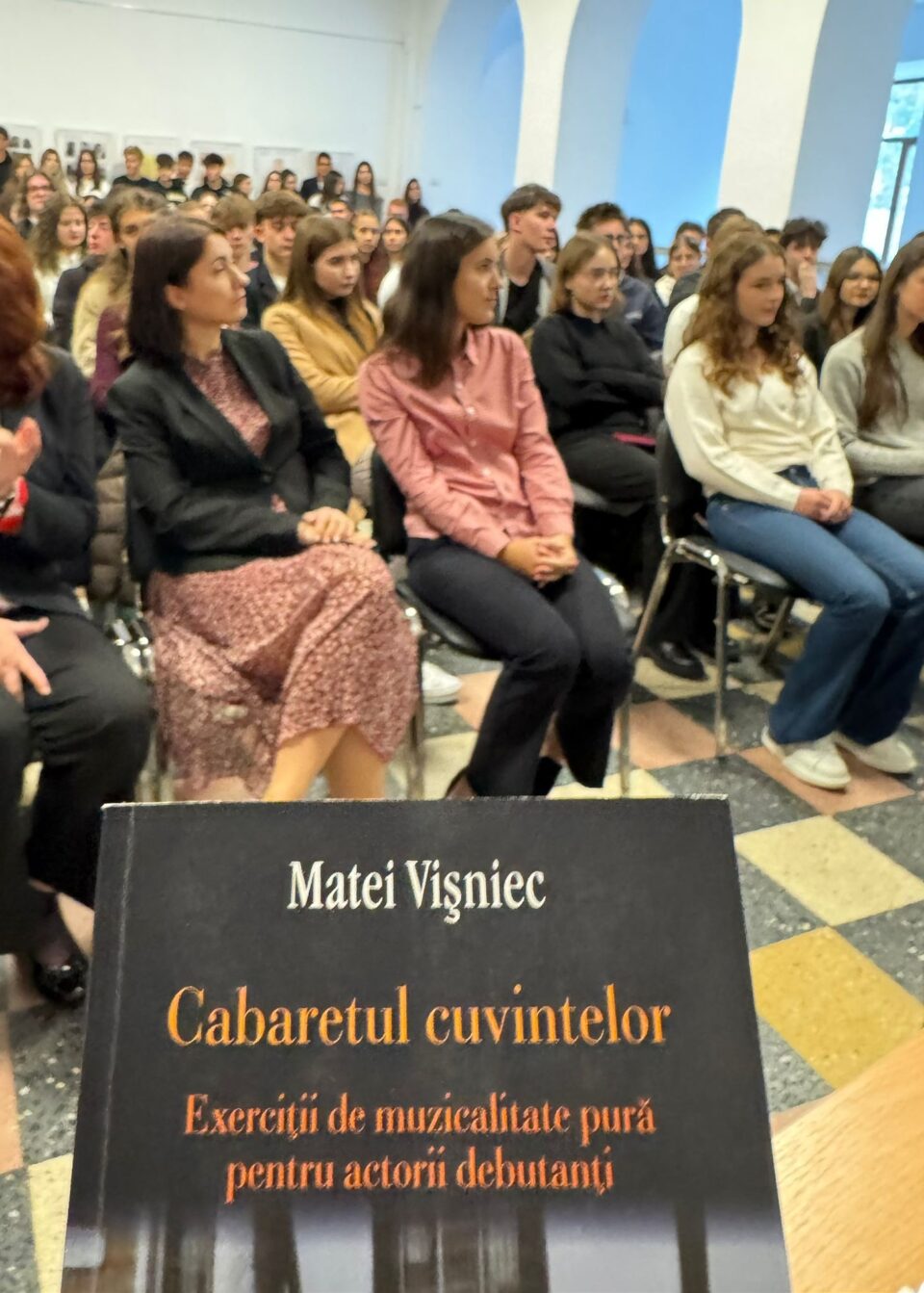 Matei Vișniec, în dialog cu elevii Colegiului ”Hurmuzachi” Rădăuți