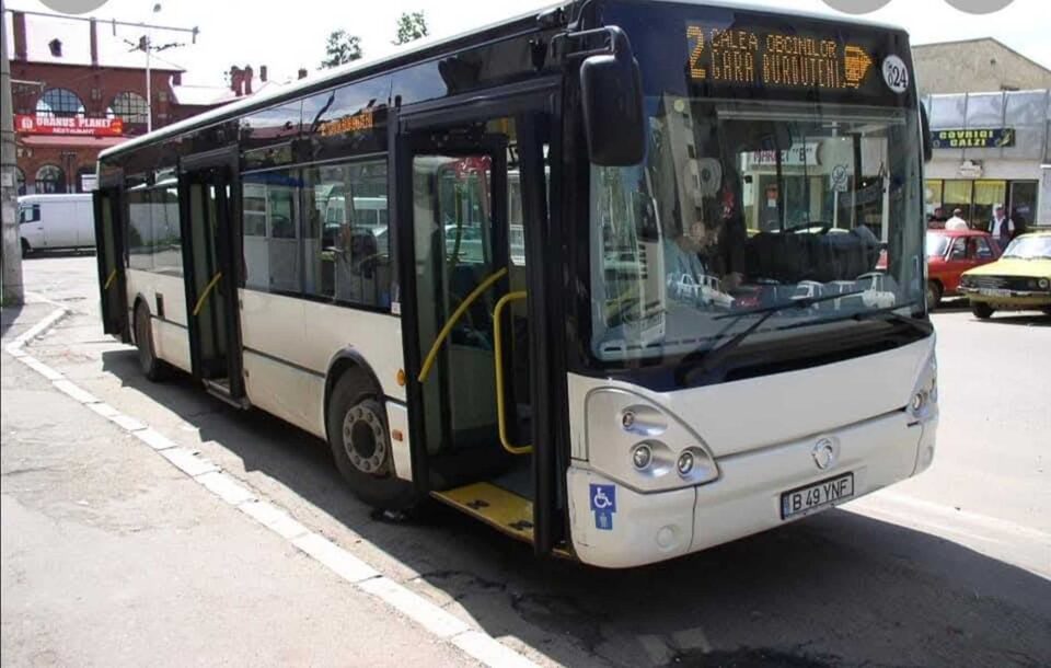 Autobuzele Irisbus aduse pentru TPL Suceava în 2006