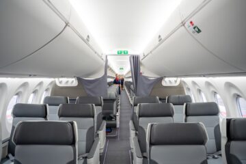 AnimaWings a început operarea de zboruri din Suceava spre București. Gheorghe Șoldan: ”Lucrăm pe mai multe planuri pentru dezvoltarea aeroportului”
