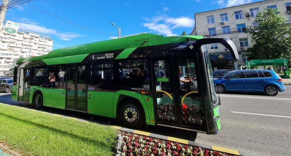 Societatea de transport public local a Sucevei, TPL SA, a împlinit 20 de ani