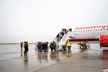 AnimaWings a început operarea de zboruri din Suceava spre București. Gheorghe Șoldan: ”Lucrăm pe mai multe planuri pentru dezvoltarea aeroportului”