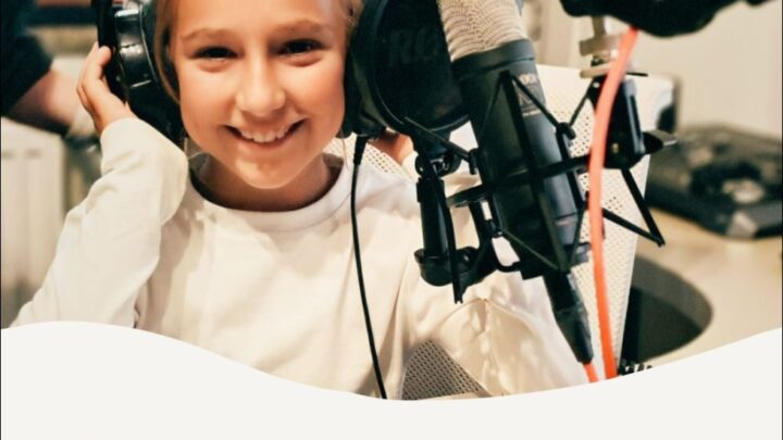 Înscrieri pentru atelierele de radio, dicție și teatru destinate copiilor, la Viva Kids