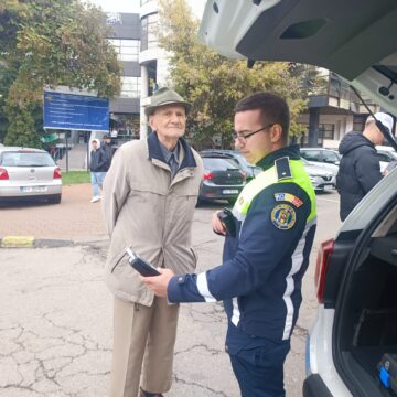 Două femei, accidentate de o mașină condusă de un șofer în vârstă de 93 de ani, în centrul Sucevei