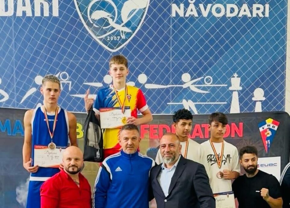 Ilie Laurențiu Ursachi, medaliat cu aur la Campionatul Național de box pentru cadeți