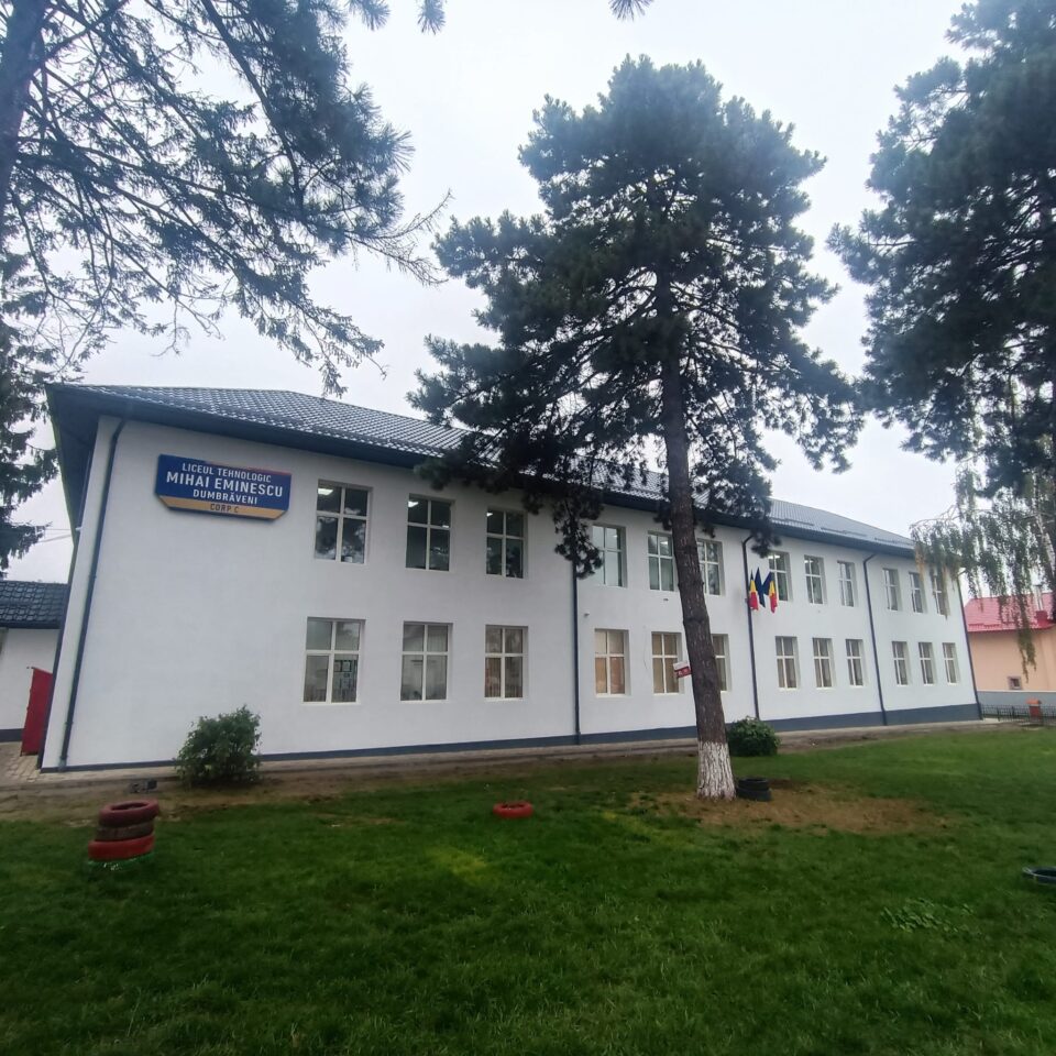 Școală din Dumbrăveni, reabilitată și modernizată în timp record