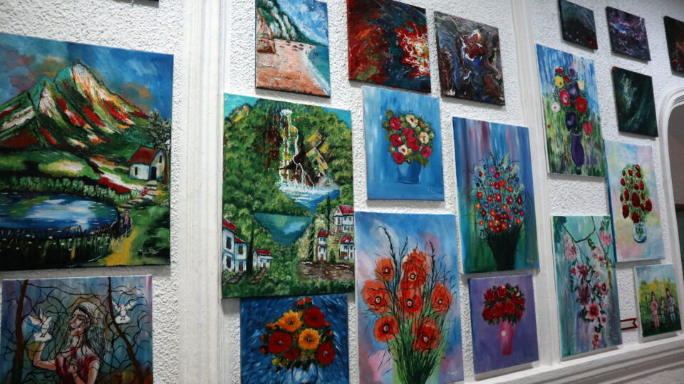 „Armonie și culoare” – un eveniment al frumuseții și sensibilității