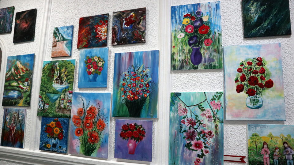 „Armonie și culoare” – un eveniment al frumuseții și sensibilității