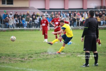 Forest Pătrăuți a câștigat clar confruntarea cu Sporting Voința Bunești. Foto Codrin Anton (FotoSport)