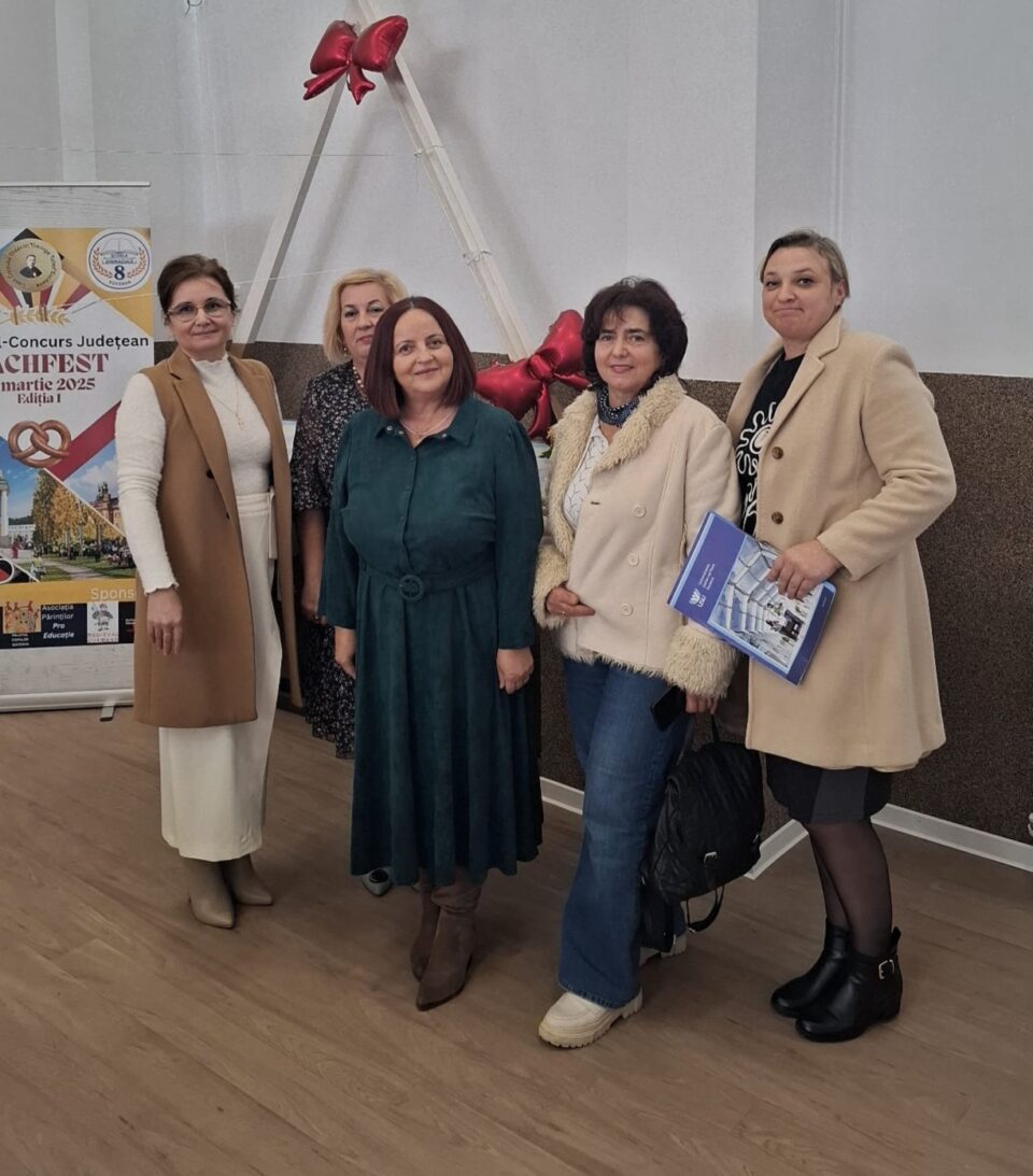 Bibliotecarii școlari din Suceava, la consfătuirea județeană 2025