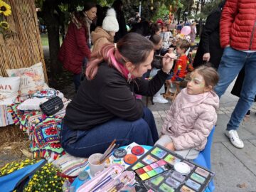Târgul de toamnă al elevilor Școlii „Regina Elisabeta” Rădăuți a ajuns la cea de-a X-a ediție