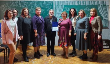 Dramaturgul Matei Vișniec a revenit la liceul pe care l-a absolvit, Colegiul „Regele Ferdinand I” Rădăuți