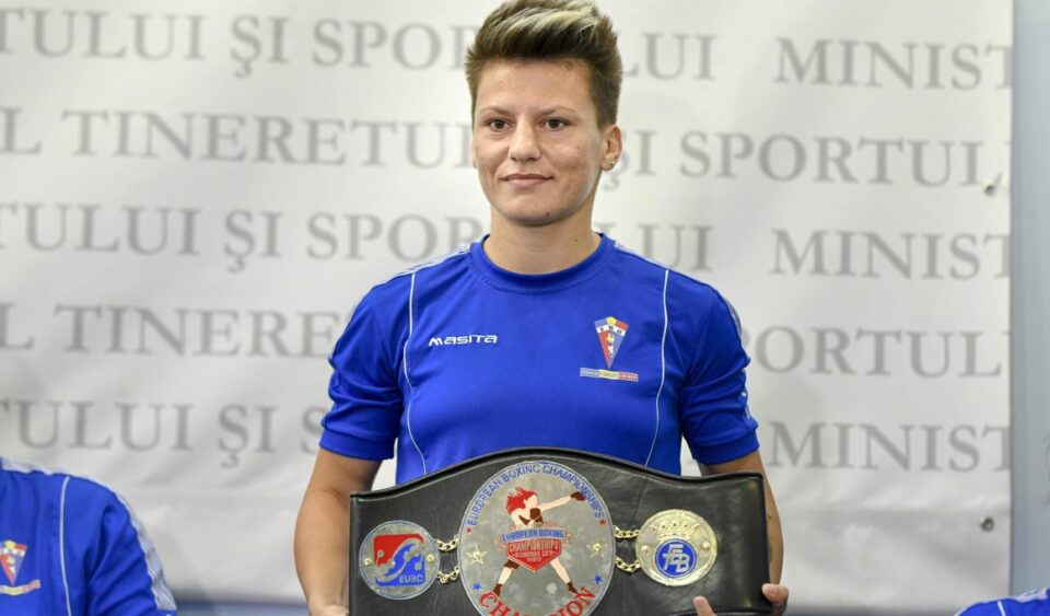 Lăcrămioara Perijoc debutează în boxul profesionist
