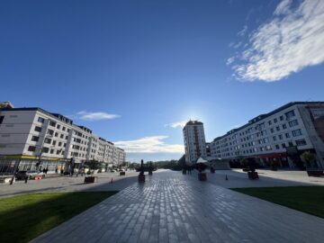 Blocurile din centrul Sucevei, modernizate exemplar. Proiectul tehnic realizat de firmele sucevene Proiect AIC și Expert Infradesign s-a transformat în realitate