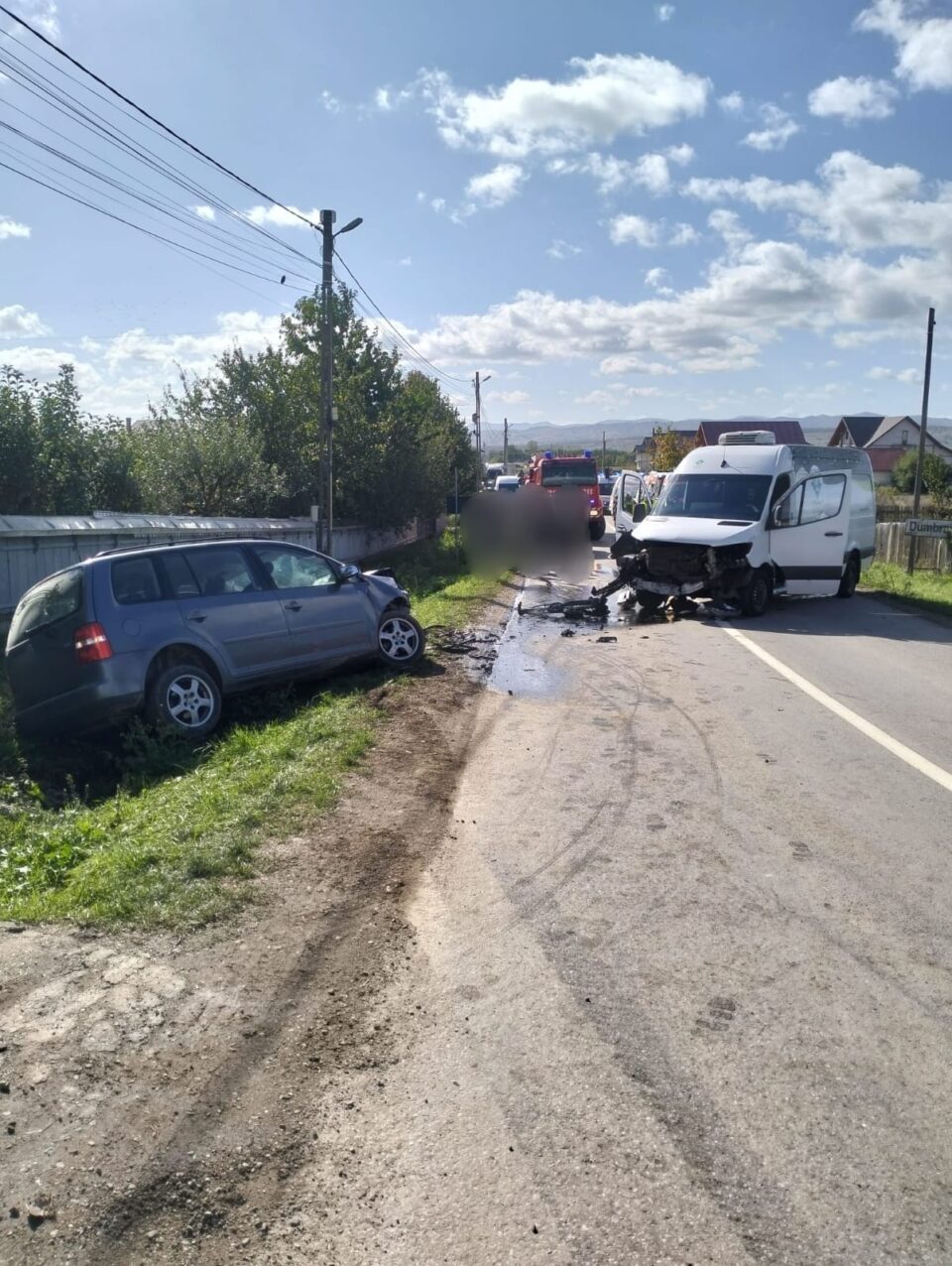 Cinci persoane au fost rănite în urma unui accident rutier