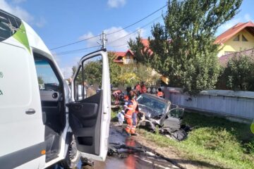 Cinci persoane au fost rănite în urma unui accident rutier