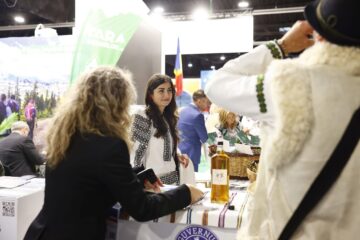 Bucovina a făcut spectacol la Târgul Internațional de Turism de la Varșovia