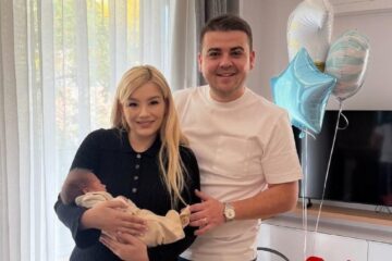 Gheorghe Șoldan alături de soția sa, Bianca, și de primul lor copil, David Matei