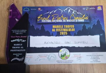Elevul Alexandru Dumitriu a câștigat Marele Trofeu al Festivalului „Ecoul Pietrei Craiului”