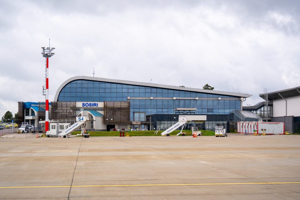 Șoldan anunță că la Aeroportul Suceava s-au finalizat lucrările pentru modernizarea sistemului de aterizare ILS CAT III