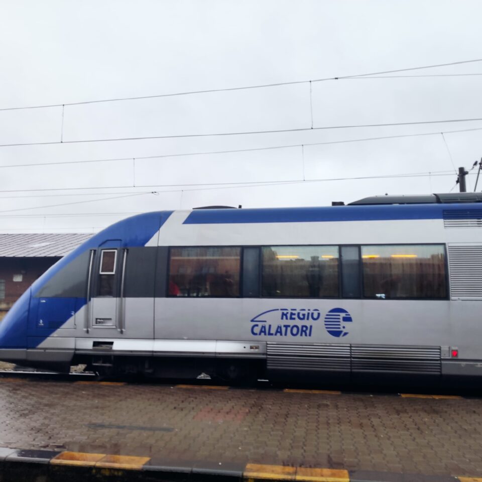O firmă privată intră serios, în sfârșit, pe ruta feroviară Suceava – Iași