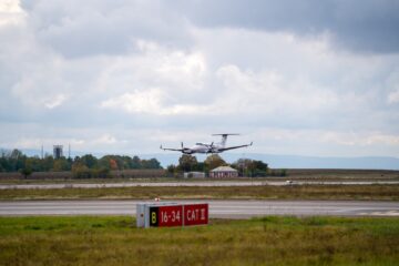 Șoldan anunță că la Aeroportul Suceava s-au finalizat lucrările pentru modernizarea sistemului de aterizare ILS CAT III