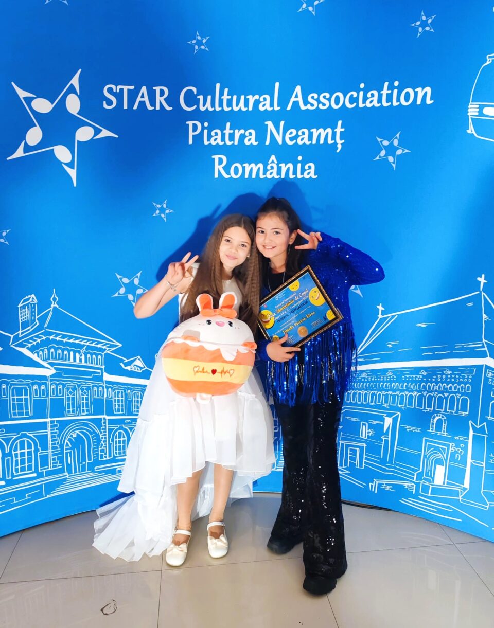Sara Tîrnoveanu și Patricia Timofte