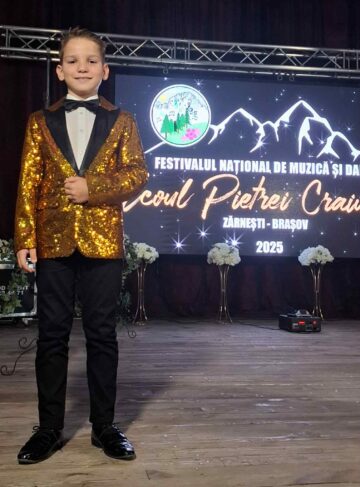 Elevul Alexandru Dumitriu a câștigat Marele Trofeu al Festivalului „Ecoul Pietrei Craiului”