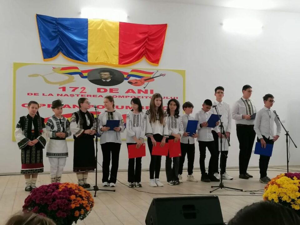 Evenimentul „Ciprian Porumbescu – 172 de ani de moștenire culturală, de tradiții și cântec românesc” a adunat comunitatea în jurul Școlii Gimnaziale Ciprian Porumbescu