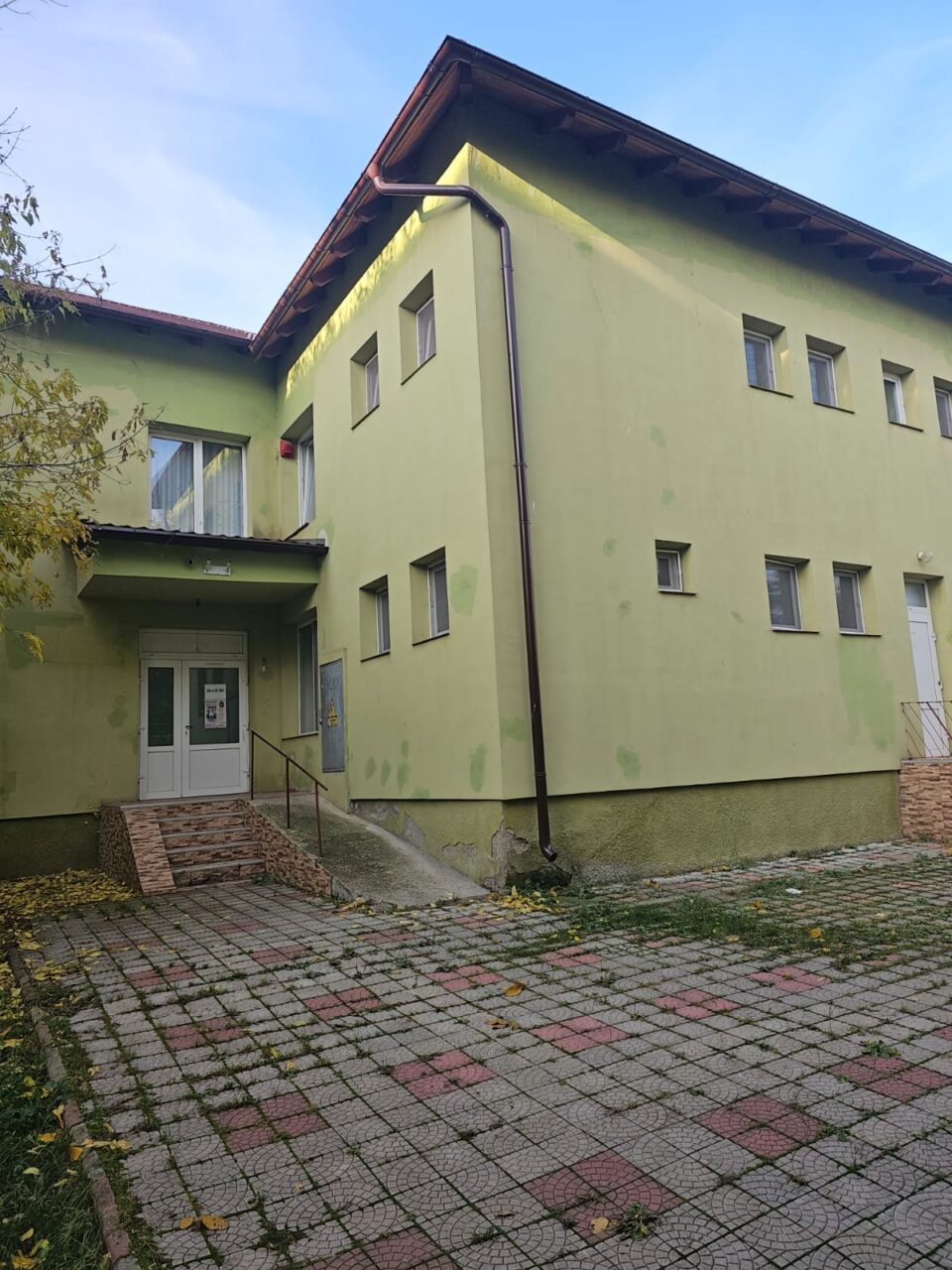 Clădirea care se va reabilita pentru a deveni secție de Ingrijiri paliative
