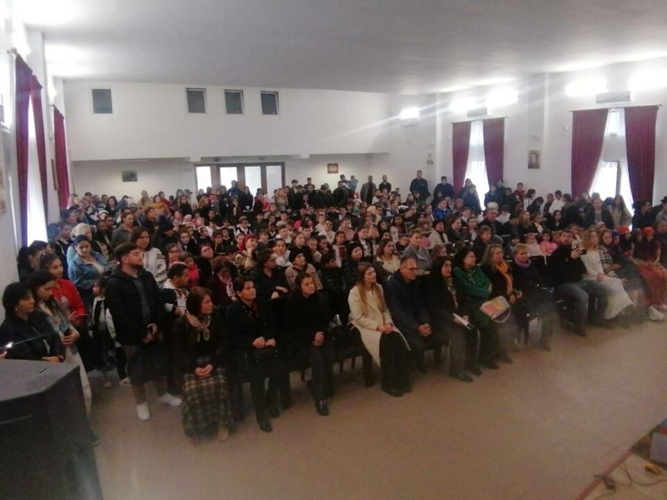 Evenimentul „Ciprian Porumbescu – 172 de ani de moștenire culturală, de tradiții și cântec românesc” a adunat comunitatea în jurul Școlii Gimnaziale Ciprian Porumbescu