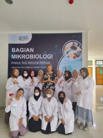 De la Iași la Mexico City: călătoria științifică a Prof. univ. dr. habil. Roxana  Filip și impactul ei în microbiologia aplicată