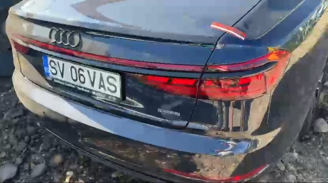 Autoturismul Audi condus de șoferul băut