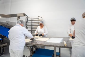 Mopan, de Ziua Mondială a Pâinii 2025: trei fabrici moderne, tradiție și o nouă generație de produse