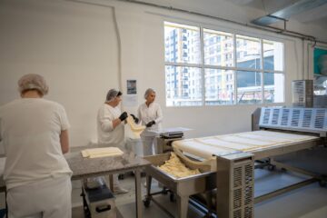 Mopan, de Ziua Mondială a Pâinii 2025: trei fabrici moderne, tradiție și o nouă generație de produse