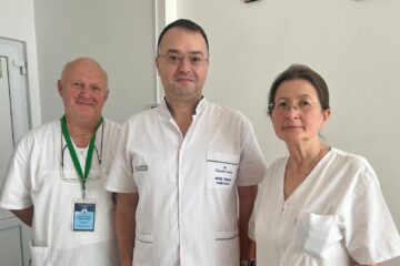 Dr. Claudiu Cobuz este coordonatorul echipei de cercetare clinică, alături de dr. Ramona Caziuc, medic primar, și de asistentul medical-șef Mugur Marius Tuchlei Pinzaru