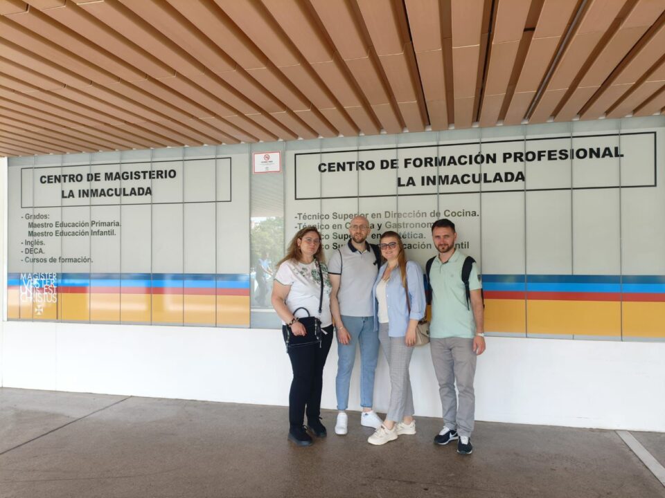 Elevii și profesorii Colegiului Tehnic „Mihai Băcescu” continuă pregătirea profesională în cadrul Acreditării Erasmus+ VET