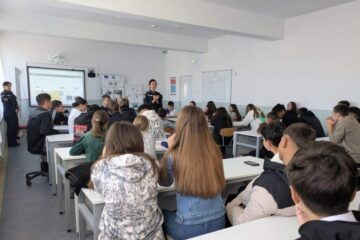 „Siguranță școlară” pentru elevii de la Liceul Tehnologic „Oltea Doamna” Dolhasca
