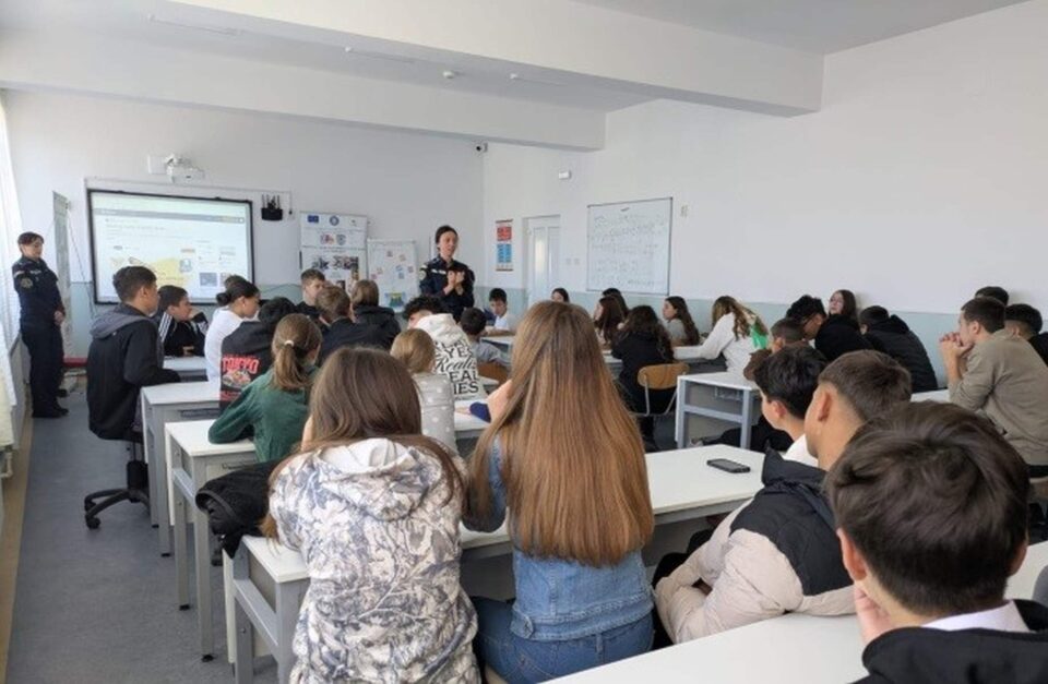 „Siguranță școlară” pentru elevii de la Liceul Tehnologic „Oltea Doamna” Dolhasca