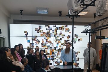 Demonstrații în cadrul Laboratorului MINTVIZ din USV