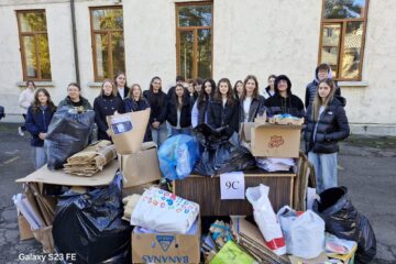 Prima zi din ”Săptămâna verde”, la Colegiul ”Hurmuzachi”