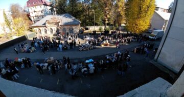 Elevii de la „Hurmuzachi” Rădăuți au colectat aproape 2.700 de kg de deșeuri reciclabile într-o singură zi