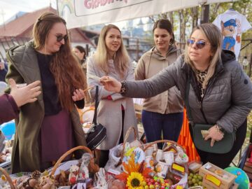 Târgul Toamnei, tradiție cu multă implicare și dedicare, la Grădinița Obcini