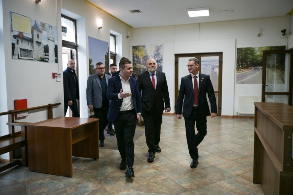 Ambasada Israelului susține dezvoltarea colaborării cu Suceava în cercetare, medicină, educație și turism