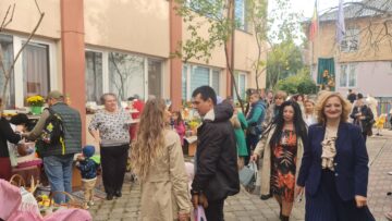 Prima acțiune cu implicarea părinților, cu scop umanitar, la Creșa nr.1 Suceava