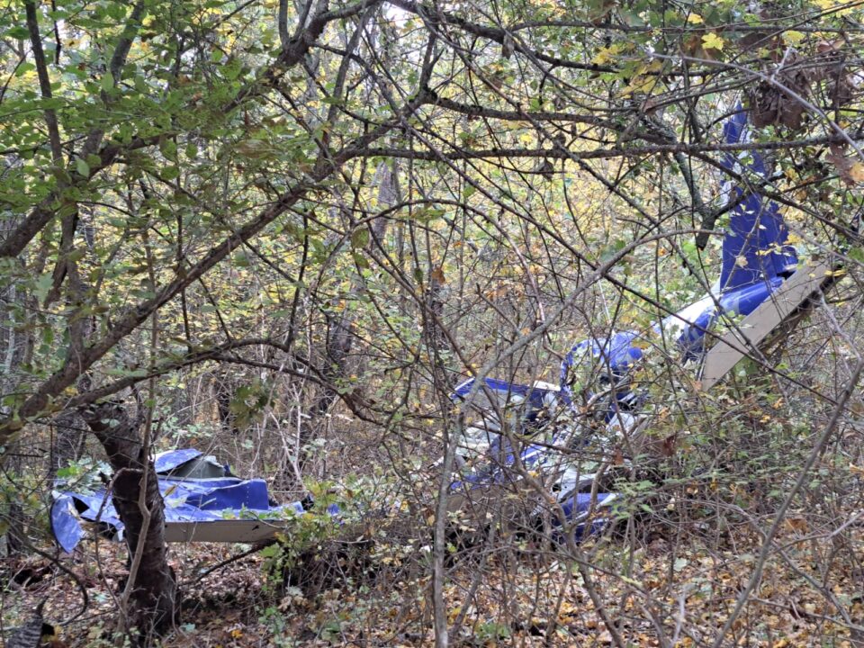 Un om de afaceri sucevean, mort după ce s-a prăbușit cu avionul, la Vaslui